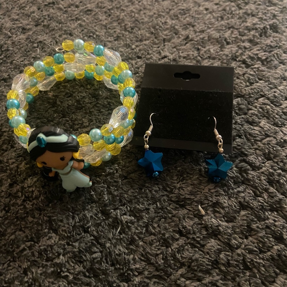 Handcrafted jasmine bracelet and earrings set